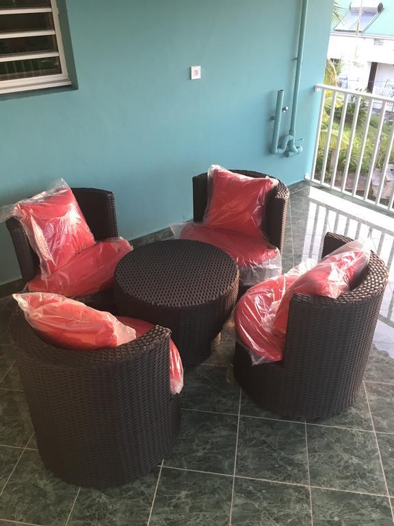 Le Papillon Apartment Le Moule Luaran gambar