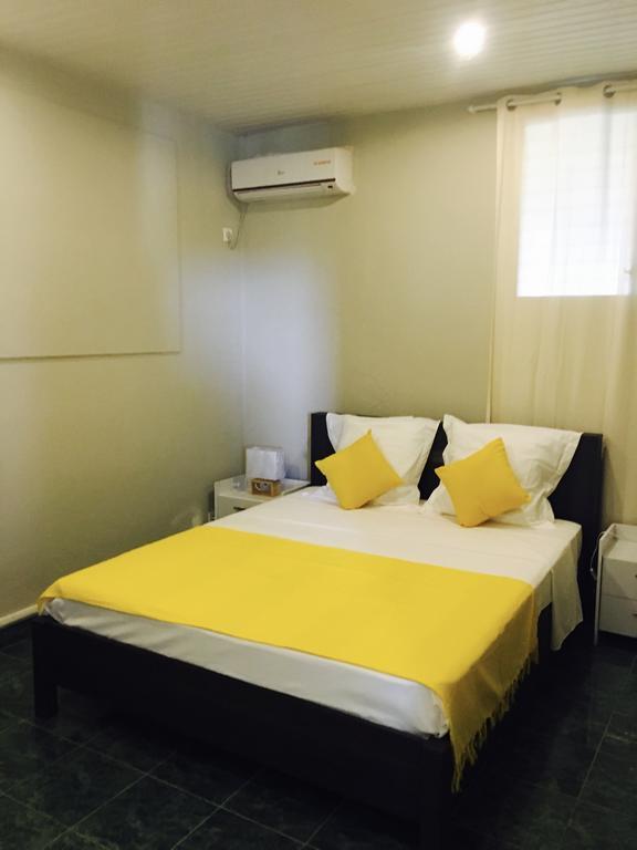 Le Papillon Apartment Le Moule Luaran gambar